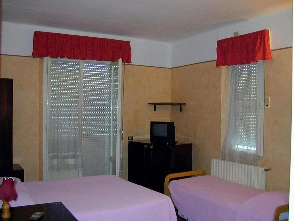 Apartahotel Maria Grazia 3*